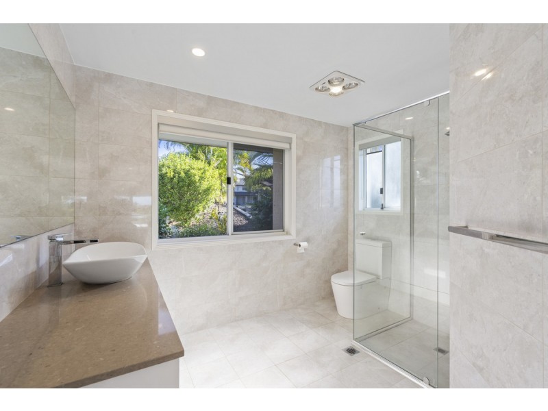 3 Dewar Court, Highland Park QLD 4211