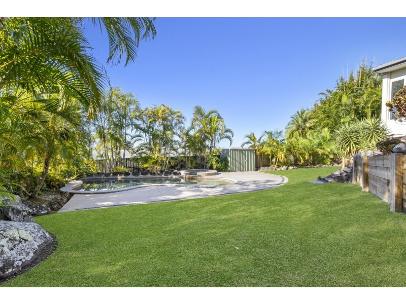 3 Dewar Court, Highland Park QLD 4211