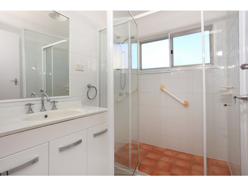 11 Nerang-Broadbeach Road, Nerang QLD 4211