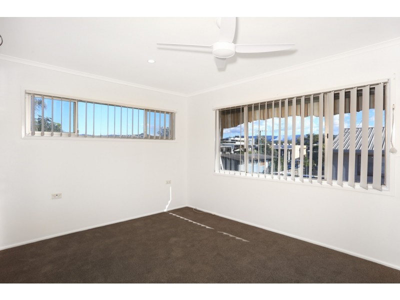 11 Nerang-Broadbeach Road, Nerang QLD 4211