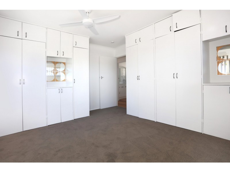 11 Nerang-Broadbeach Road, Nerang QLD 4211