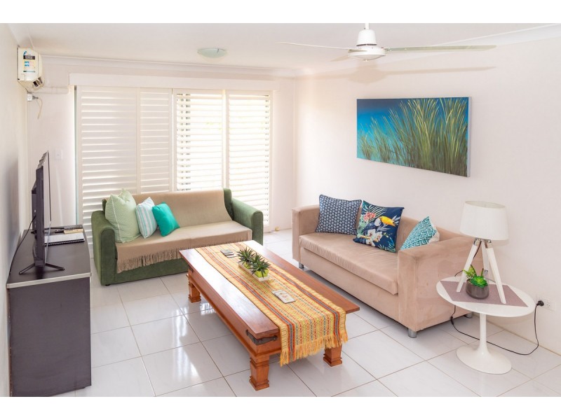 22/10-16 Genoa Street, Surfers Paradise QLD 4217