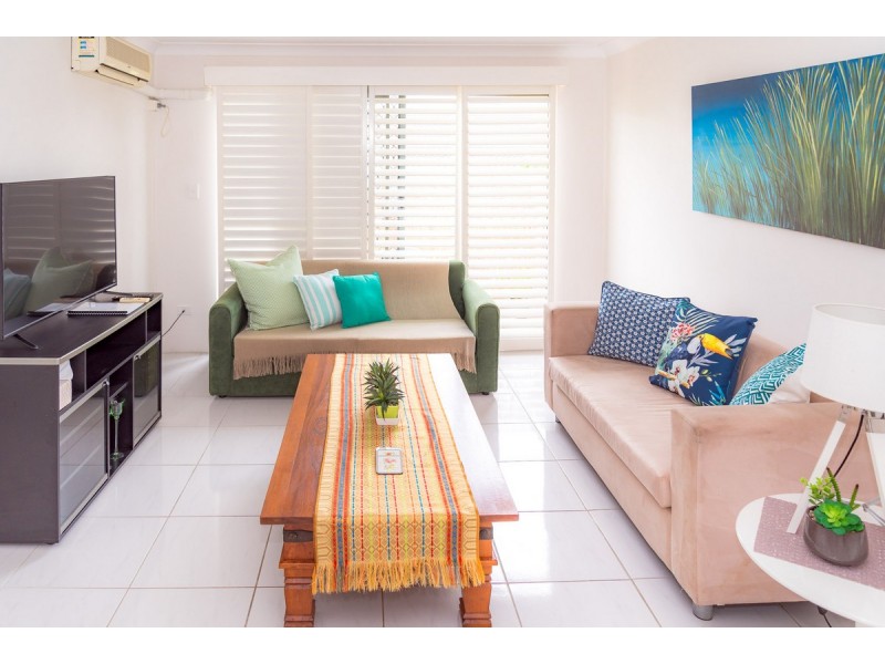 22/10-16 Genoa Street, Surfers Paradise QLD 4217