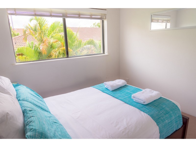 22/10-16 Genoa Street, Surfers Paradise QLD 4217