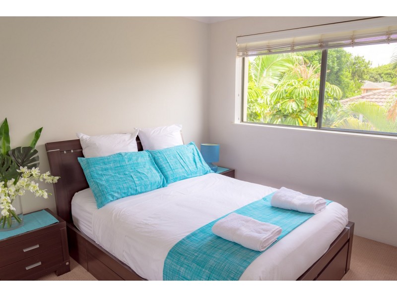22/10-16 Genoa Street, Surfers Paradise QLD 4217