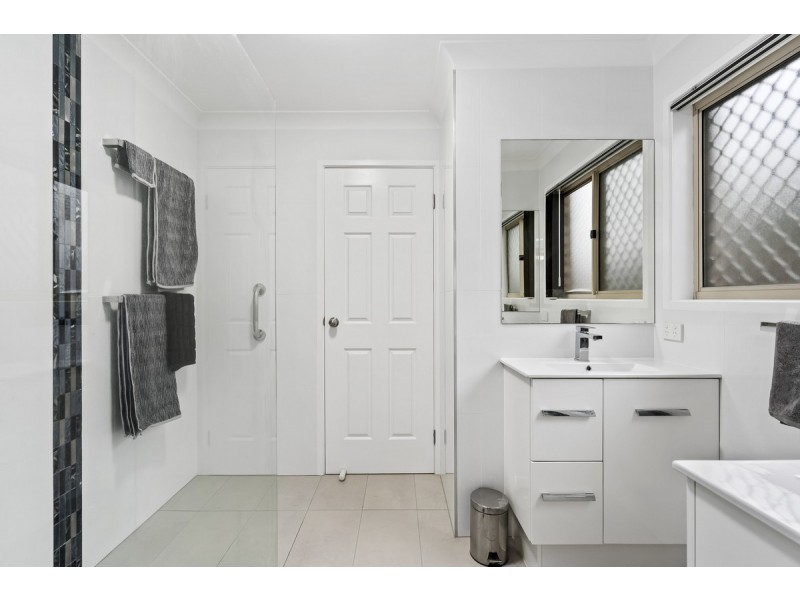 4/1-3 Paul Court, Carrara QLD 4211