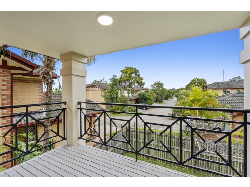 233/125 Hansford Road, Coombabah QLD 4216