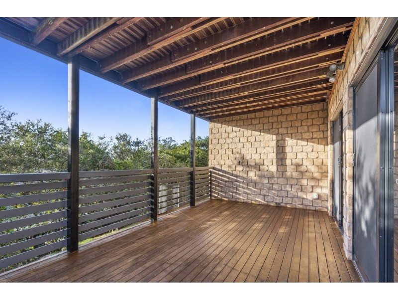 77 Paddington Drive, Carrara QLD 4211