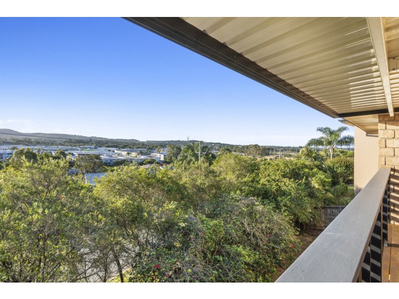 77 Paddington Drive, Carrara QLD 4211