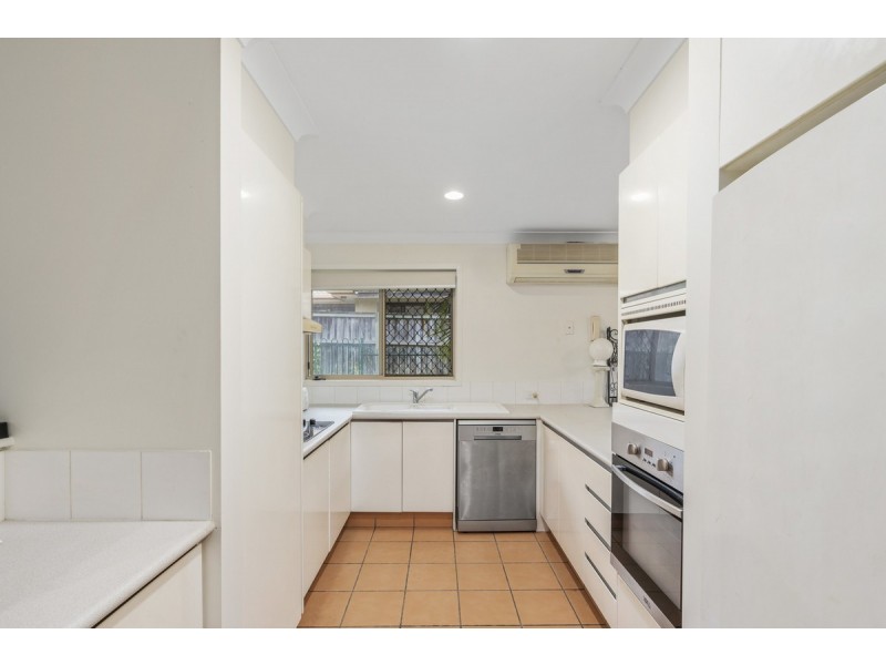 107/152 Palm Meadows Drive, Carrara QLD 4211