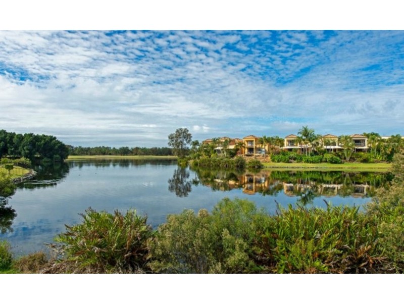 107/152 Palm Meadows Drive, Carrara QLD 4211