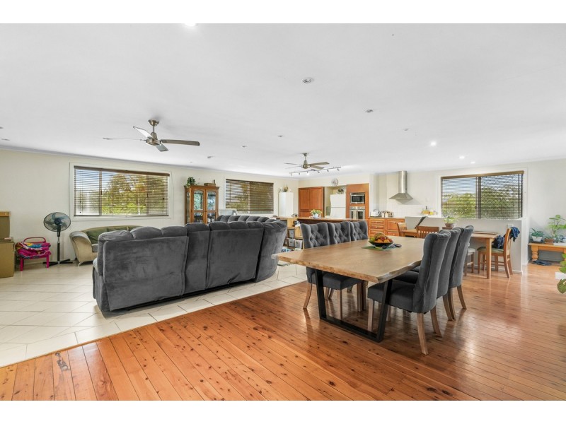 19 Eureka Crescent, Nerang QLD 4211