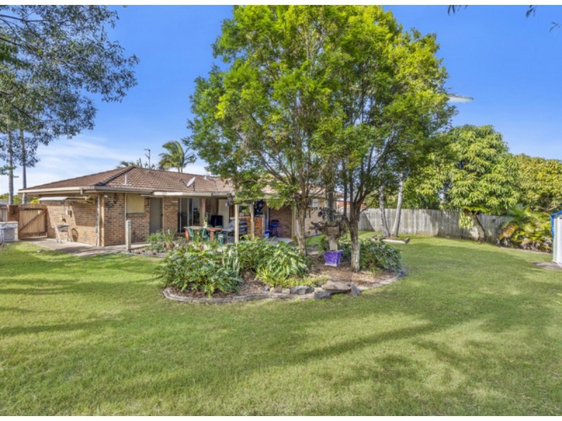 6 Marimar Place, Highland Park QLD 4211