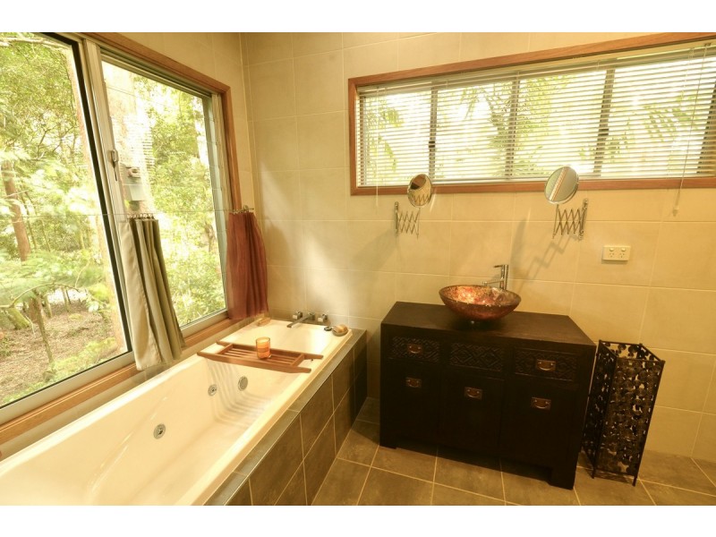 17 Mundora Road, Springbrook QLD 4213