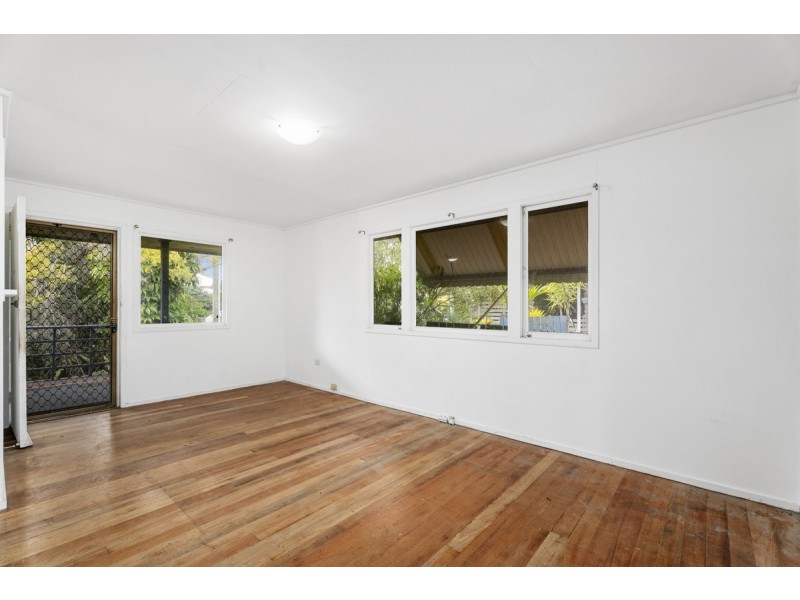 37 Martin Street, Nerang QLD 4211