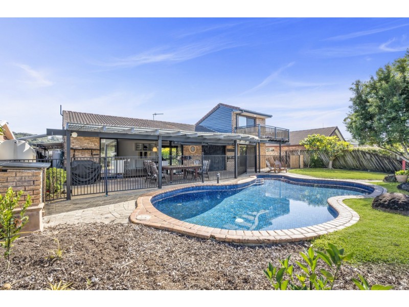 12 Chown Avenue, Currumbin Waters QLD 4223