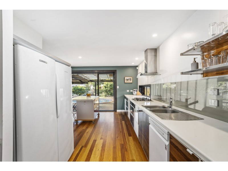 12 Chown Avenue, Currumbin Waters QLD 4223
