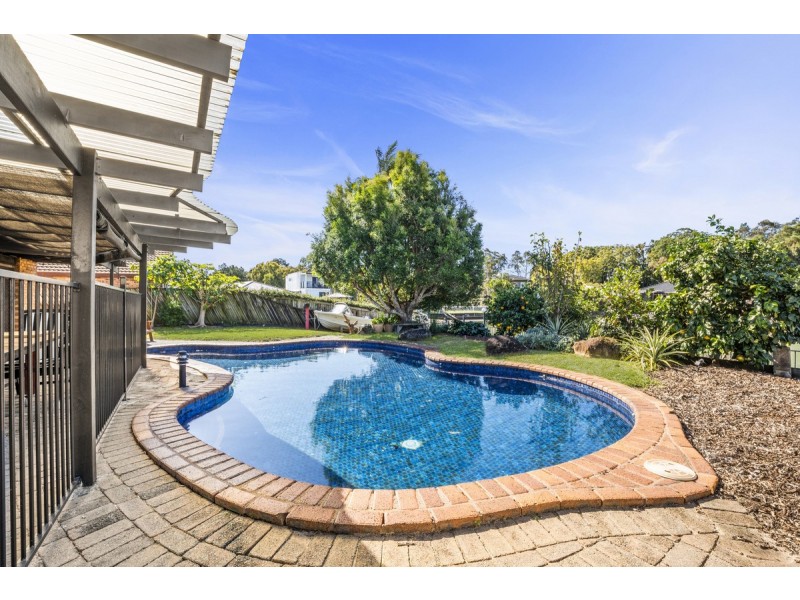 12 Chown Avenue, Currumbin Waters QLD 4223