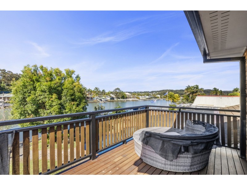 12 Chown Avenue, Currumbin Waters QLD 4223