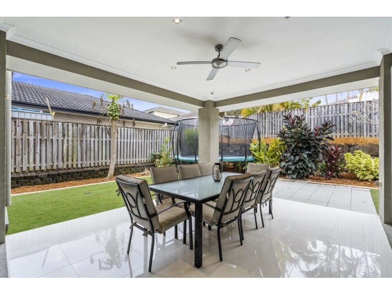 22 Willunga Street, Pacific Pines QLD 4211