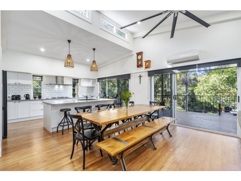 33 Lloyds Road, Springbrook QLD 4213