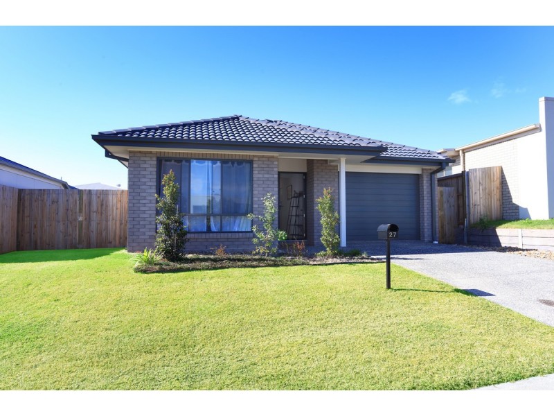 27 Steves Way, Coomera QLD 4209