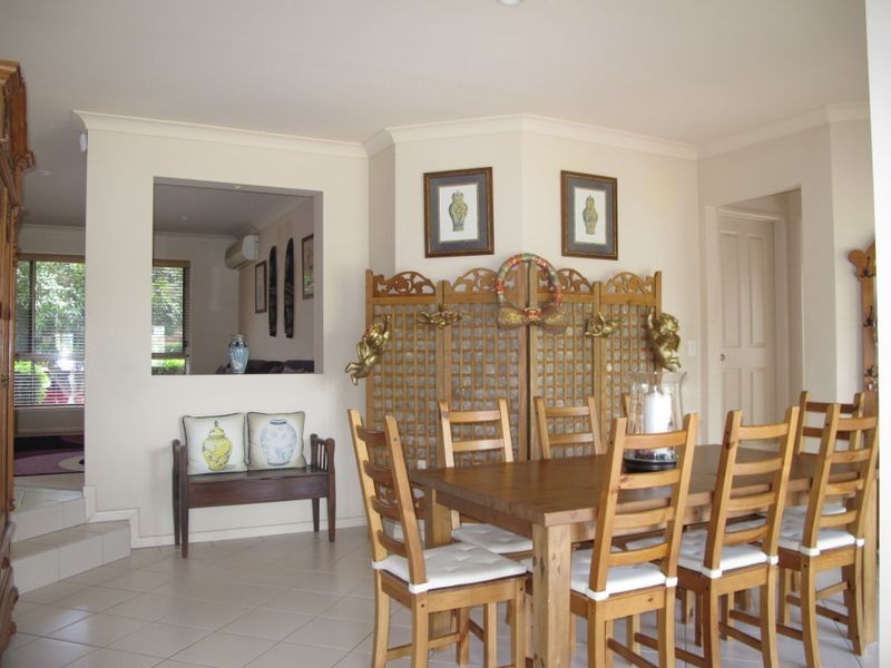 17 Riverwood Drive, Ashmore QLD 4214