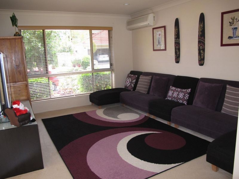 17 Riverwood Drive, Ashmore QLD 4214