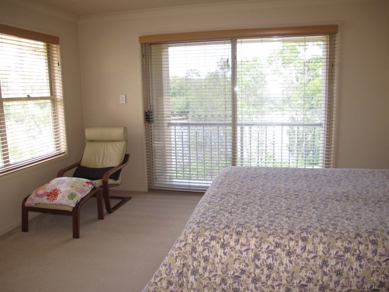 17 Riverwood Drive, Ashmore QLD 4214