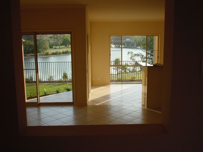 17 Riverwood Drive, Ashmore QLD 4214