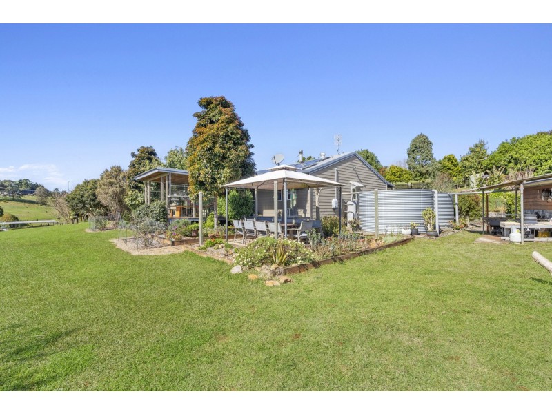 19-23 Acacia Court, Beechmont QLD 4211