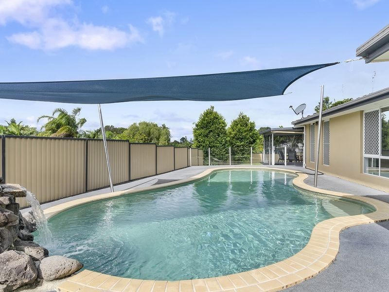 1 St Georges Court, Carrara QLD 4211