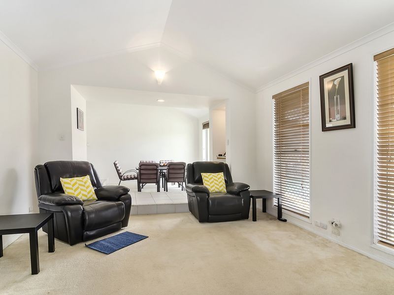 1 St Georges Court, Carrara QLD 4211