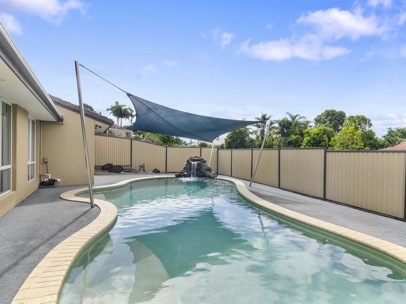 1 St Georges Court, Carrara QLD 4211