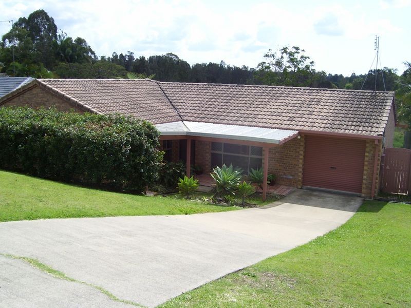 8 Marble Drive, Carrara QLD 4211