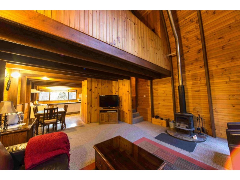 2058 Springbrook Road, Springbrook QLD 4213