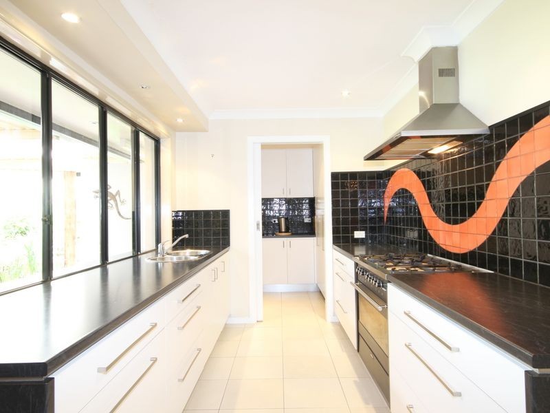 78 Pappas Way, Carrara QLD 4211