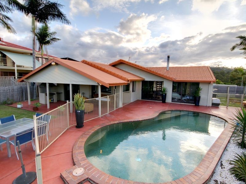 35 Merridown Drive, Merrimac QLD 4226