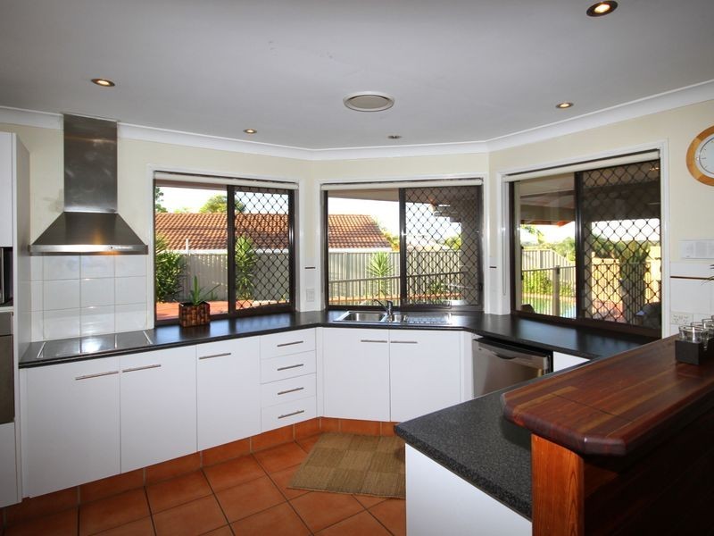 35 Merridown Drive, Merrimac QLD 4226