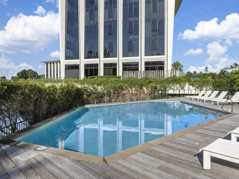 405D/1 The Concourse, Benowa QLD 4217