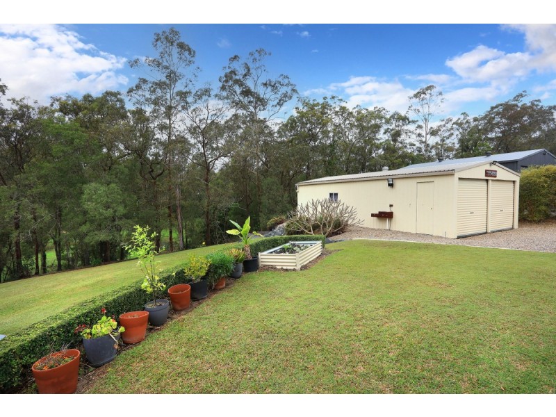 28 Mountain View Crest, Mount Nathan QLD 4211