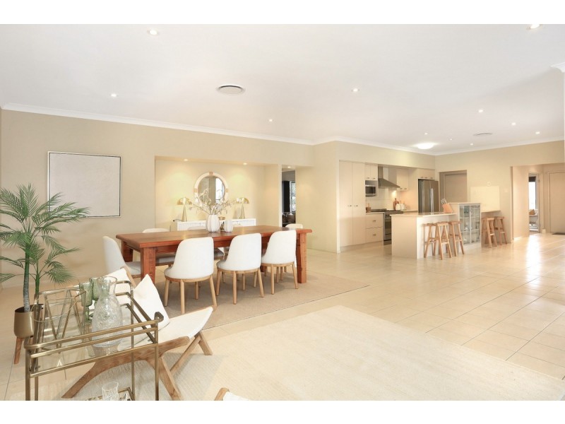 28 Mountain View Crest, Mount Nathan QLD 4211