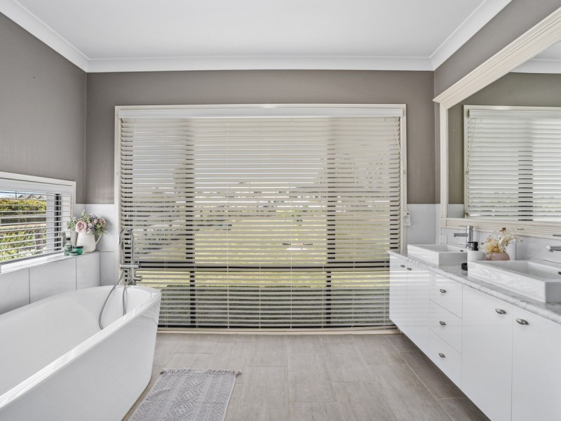 119-121 Riemore Circuit, Tamborine QLD 4270