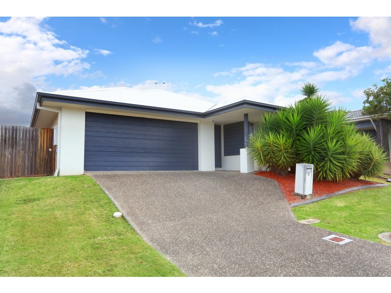 18 Hollanders Cr, Ormeau Hills QLD 4208