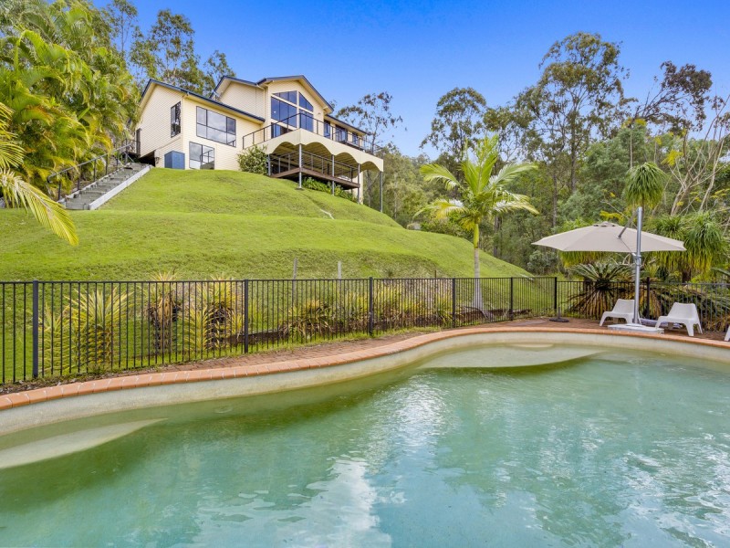 31 Glenrowan Drive, Tallai QLD 4213
