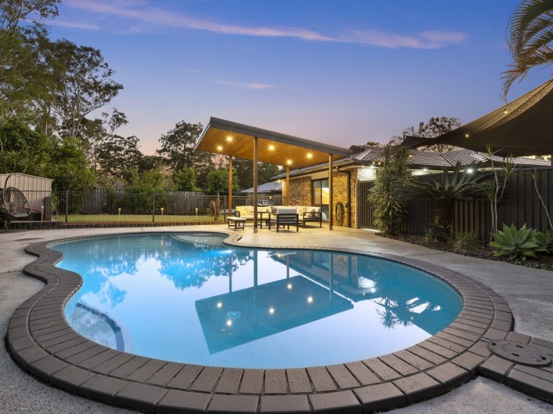 27 Merloo Drive, Nerang QLD 4211