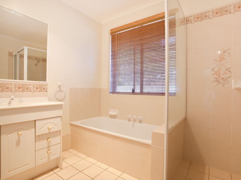 4 Padauk Drive, Nerang QLD 4211