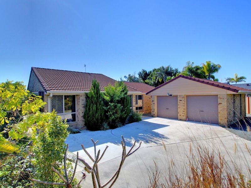 12 Issell Place, Highland Park QLD 4211