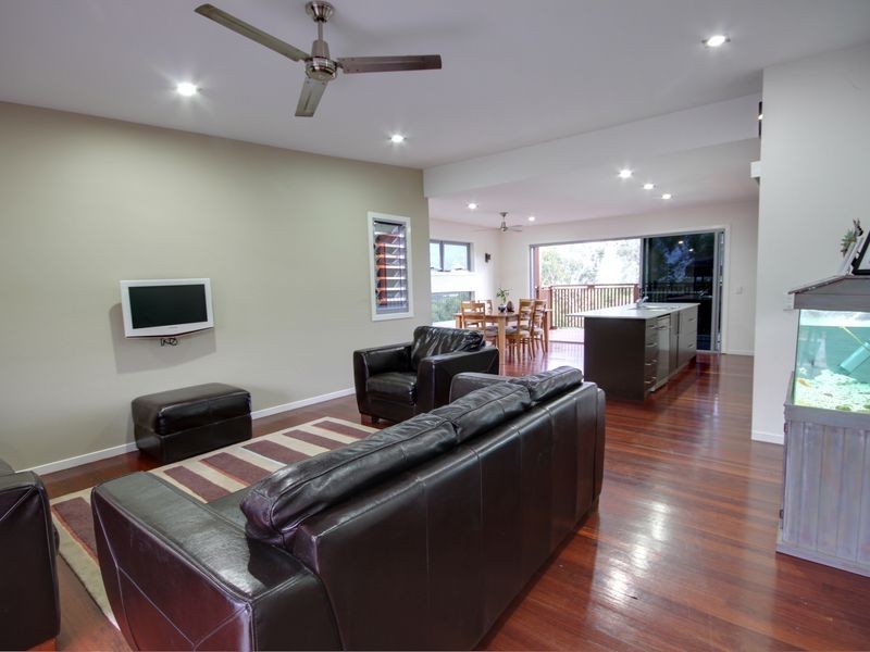 38 Convery Crescent, Highland Park QLD 4211