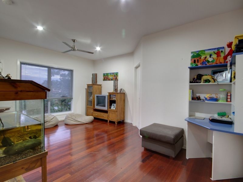 38 Convery Crescent, Highland Park QLD 4211